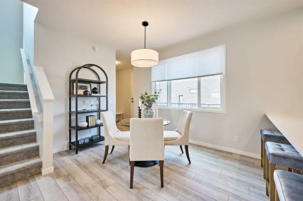 148 Setonstone Manor SE