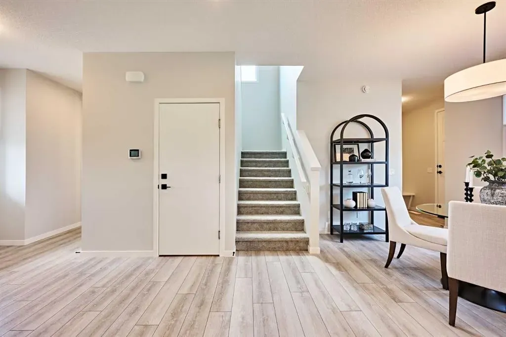 148 Setonstone Manor SE