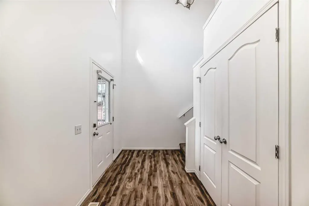 120 Springmere Grove