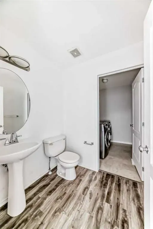 120 Springmere Grove