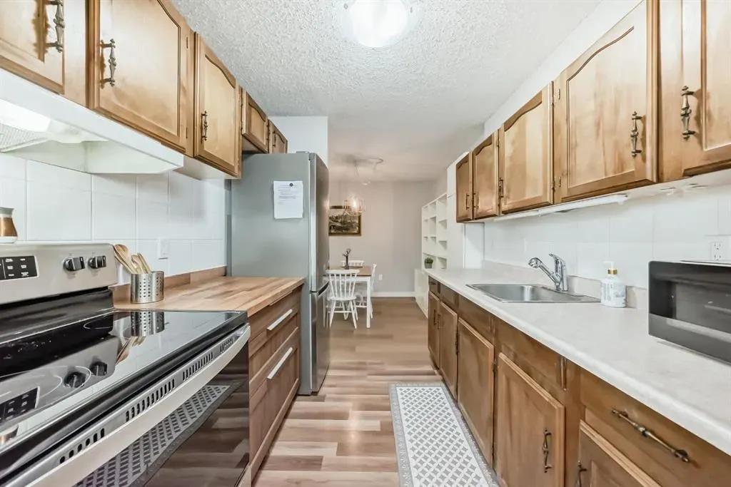 8948 Elbow Drive SW, #382