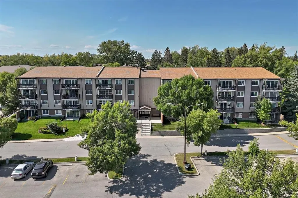 8948 Elbow Drive SW, #382