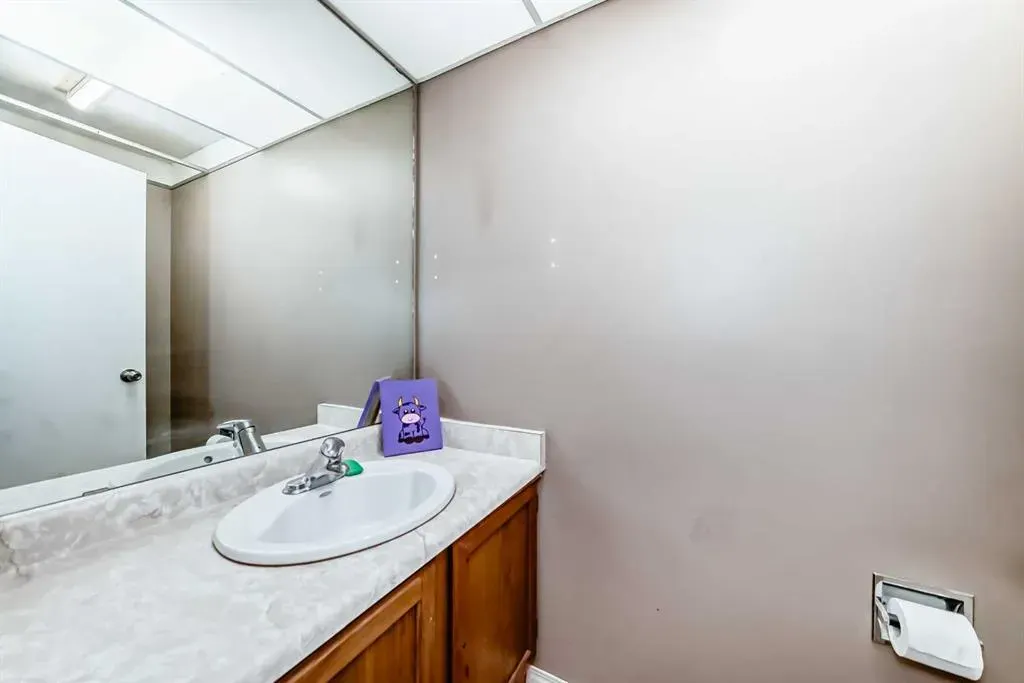 26 Glamis Gardens SW
