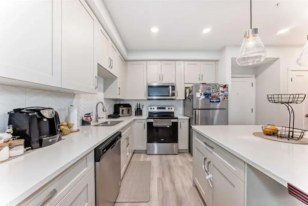 150 Shawnee Square, #310