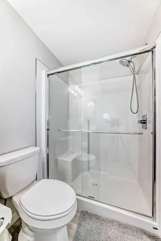 150 Shawnee Square, #310