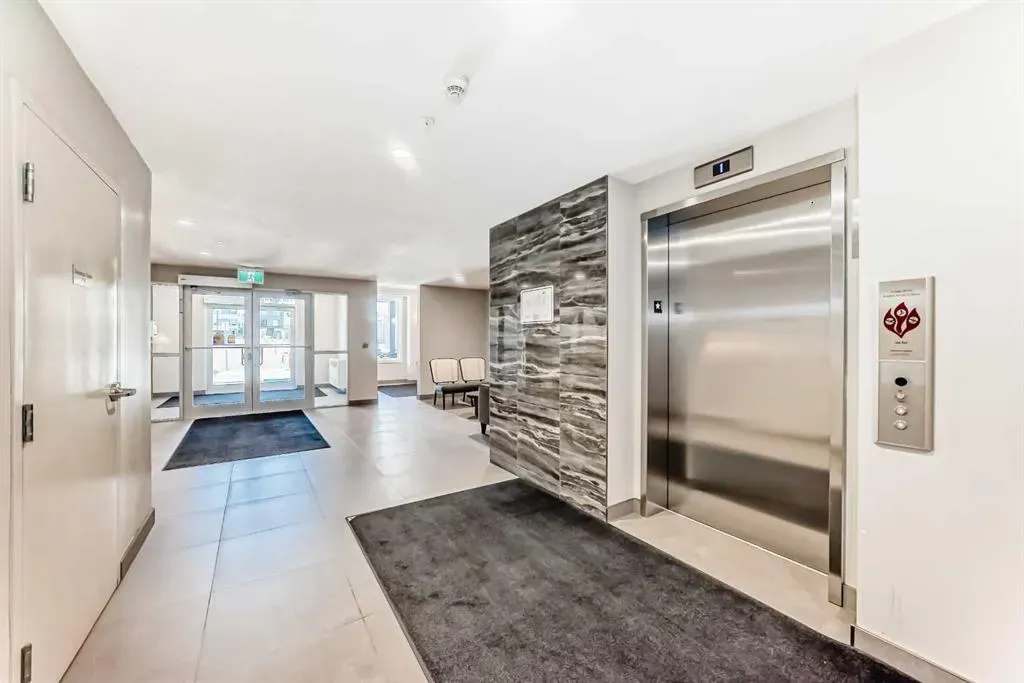 150 Shawnee Square, #310