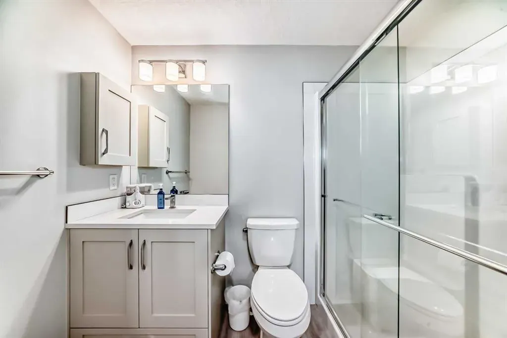 150 Shawnee Square, #310