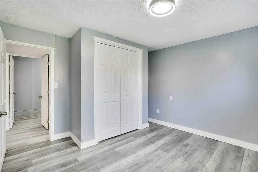 35 Castlefall Grove NE