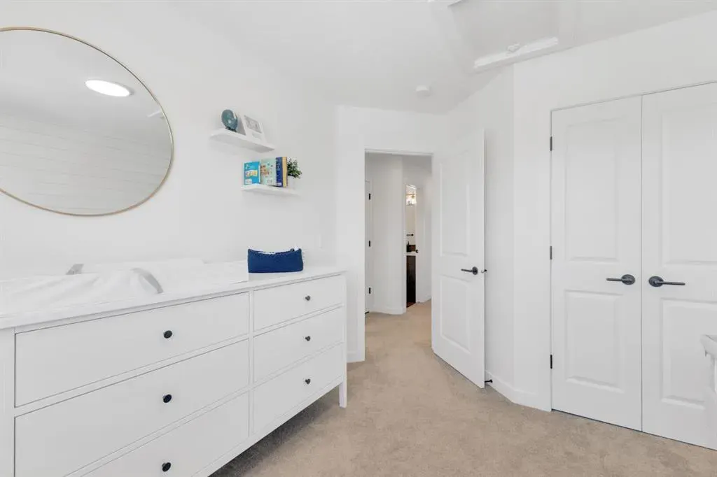 10 Evergreen Way, #A