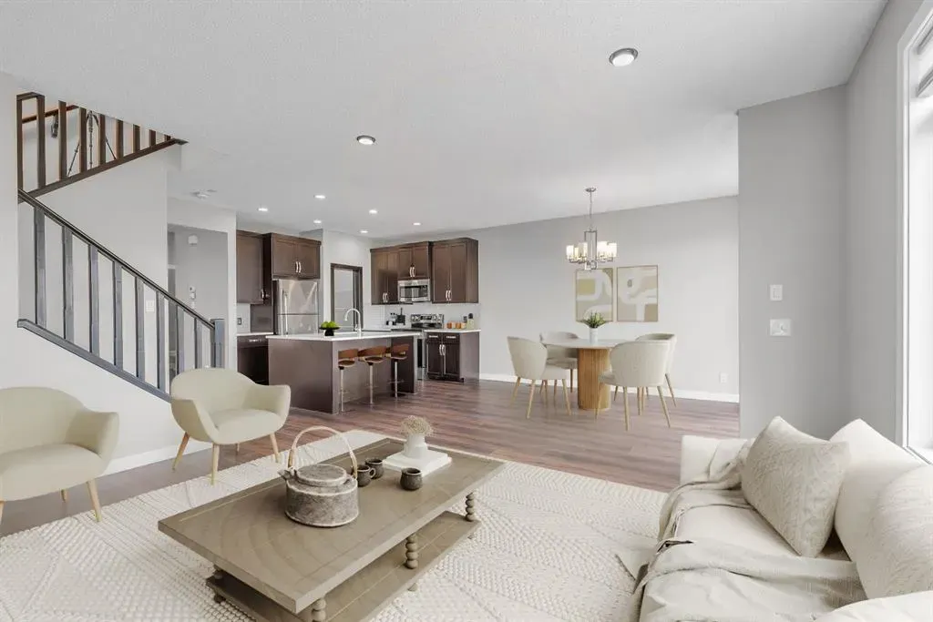 253 Panton Way NW