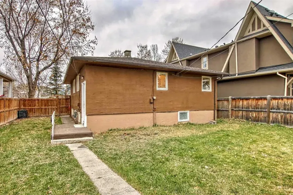 2111 Broadview Road NW
