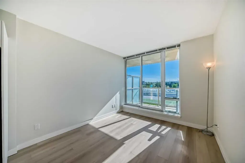 3820 Brentwood Road NW, #207