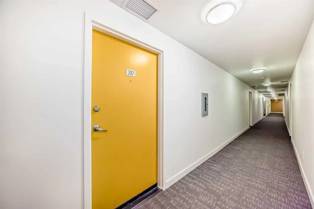 3820 Brentwood Road NW, #207
