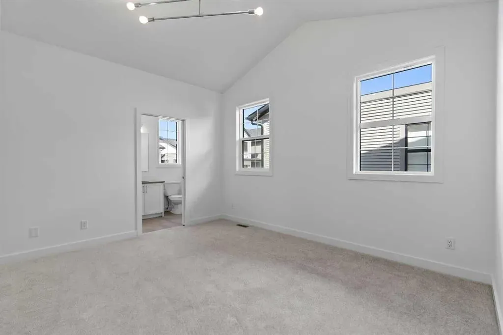 201 Cooperswood Green SW, #1102