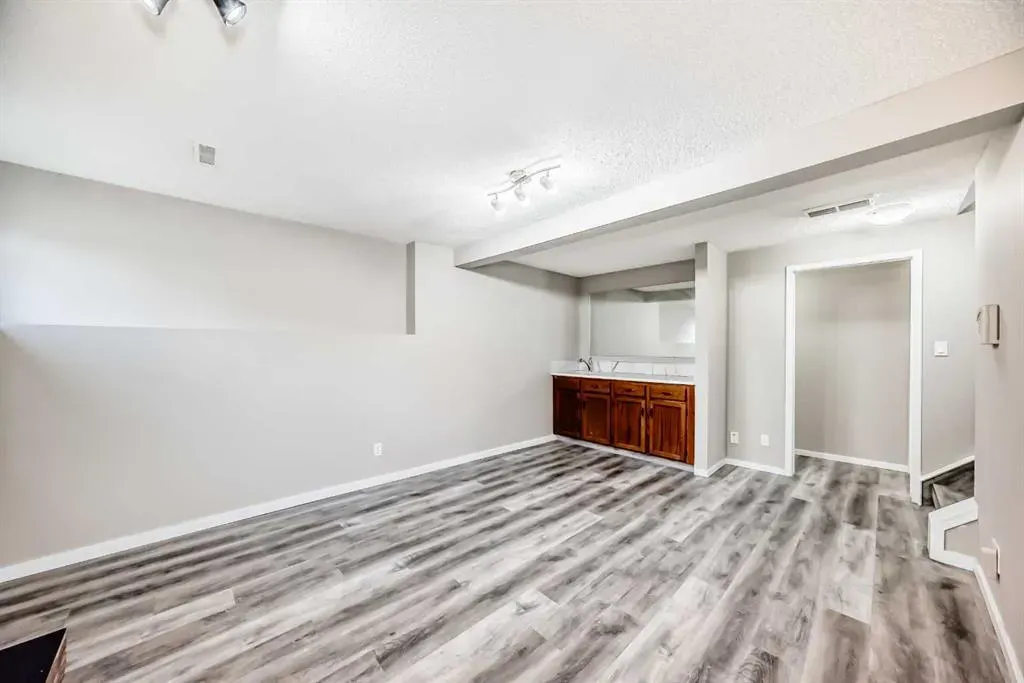 45 Westridge Drive