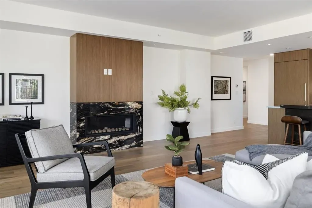 88 Waterfront Mews SW, #101