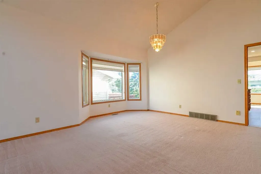 58 Edgebrook Close NW