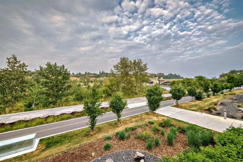 88 Waterfront Mews SW, #102