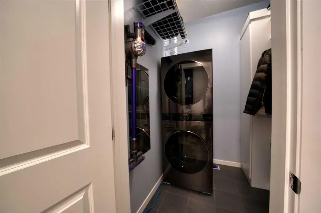 10 Mahogany Mews SE, #116