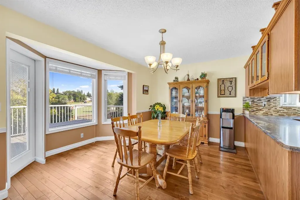 32 Rideau Close SW