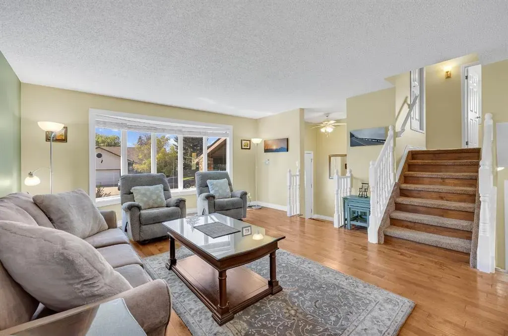 32 Rideau Close SW