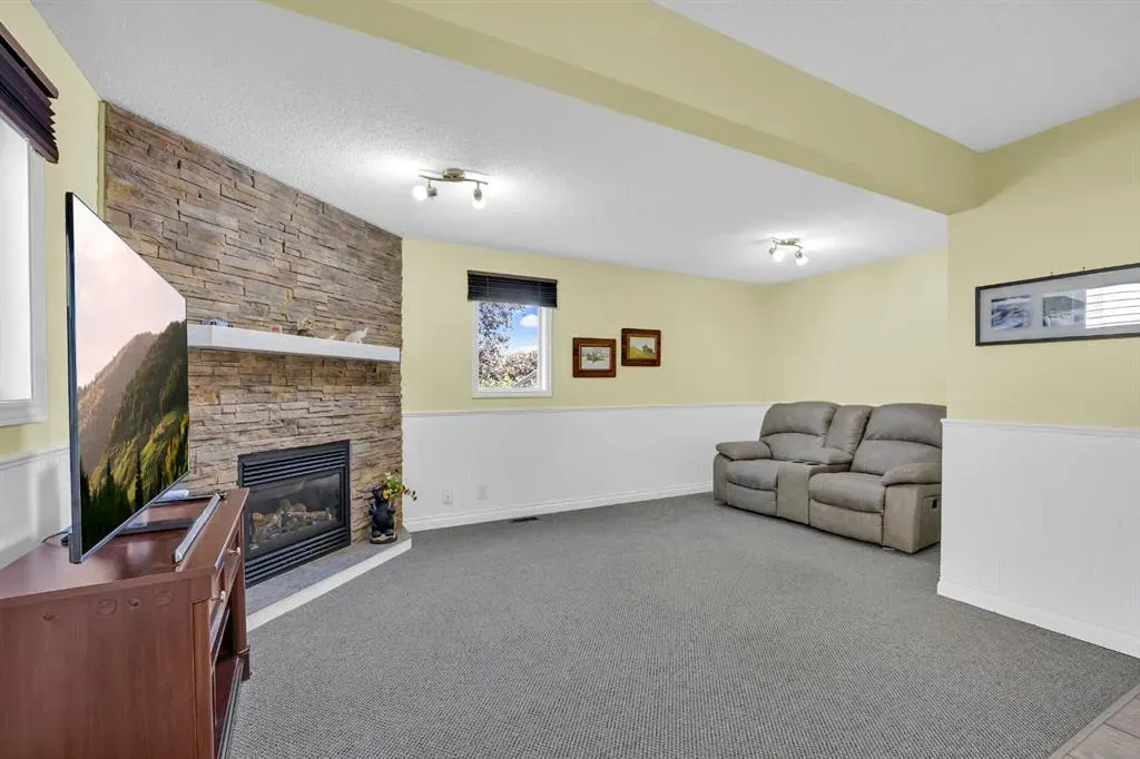 32 Rideau Close SW