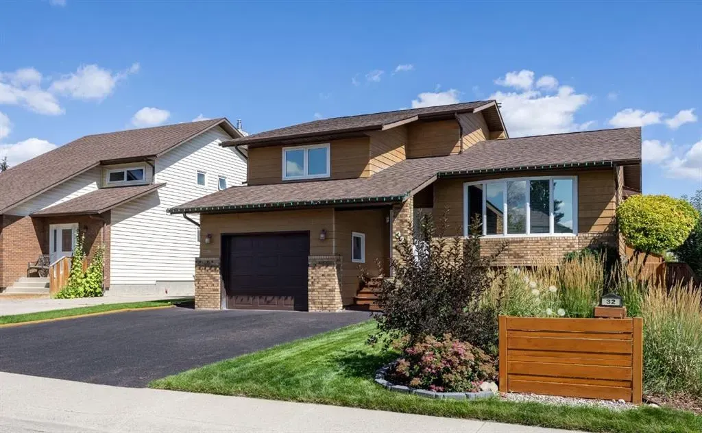 32 Rideau Close SW