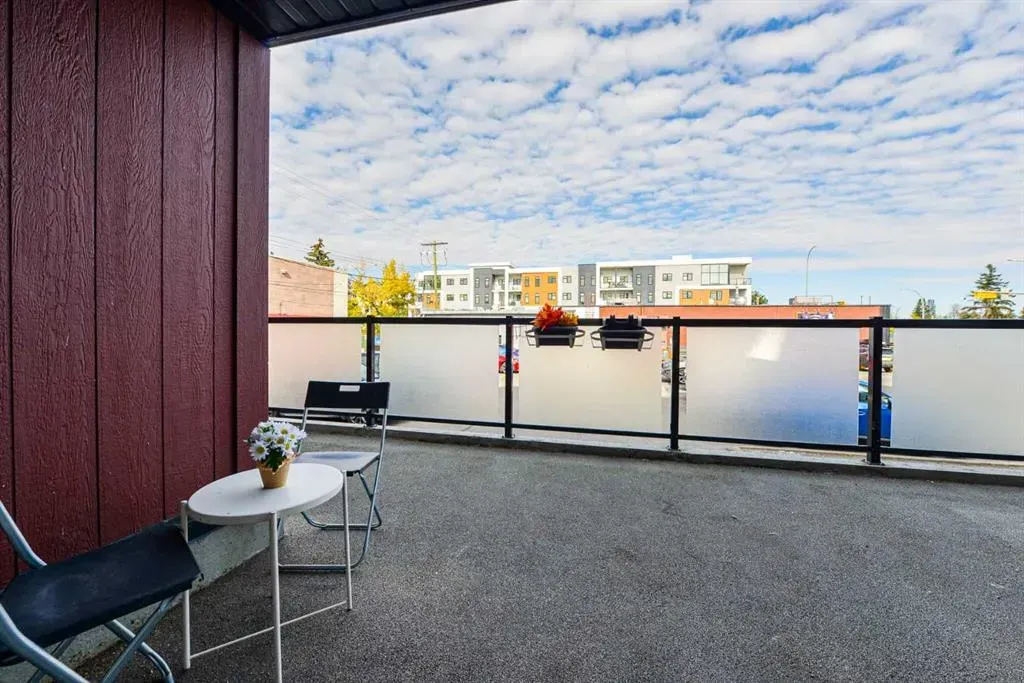 1915 26 Street SW, #203