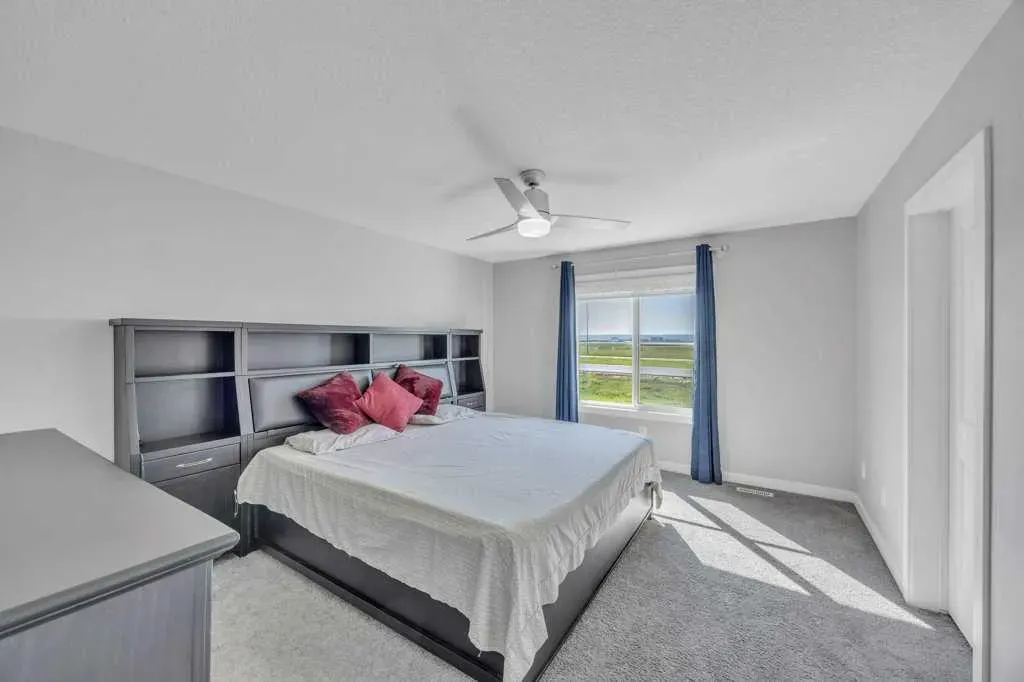 115 Savanna Way