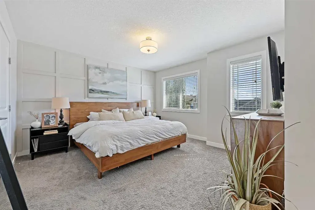 115 Bayview Circle SW