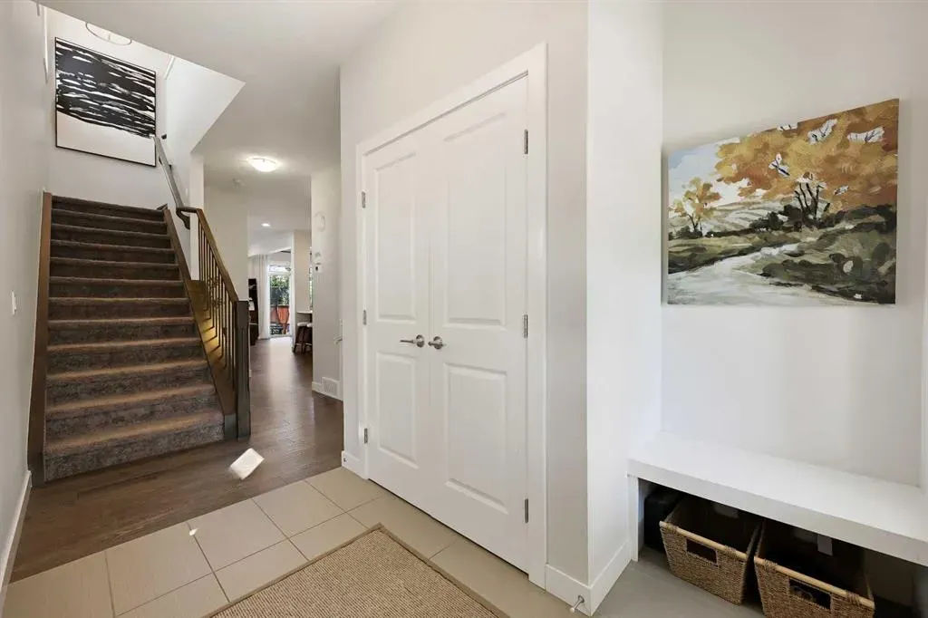 115 Bayview Circle SW