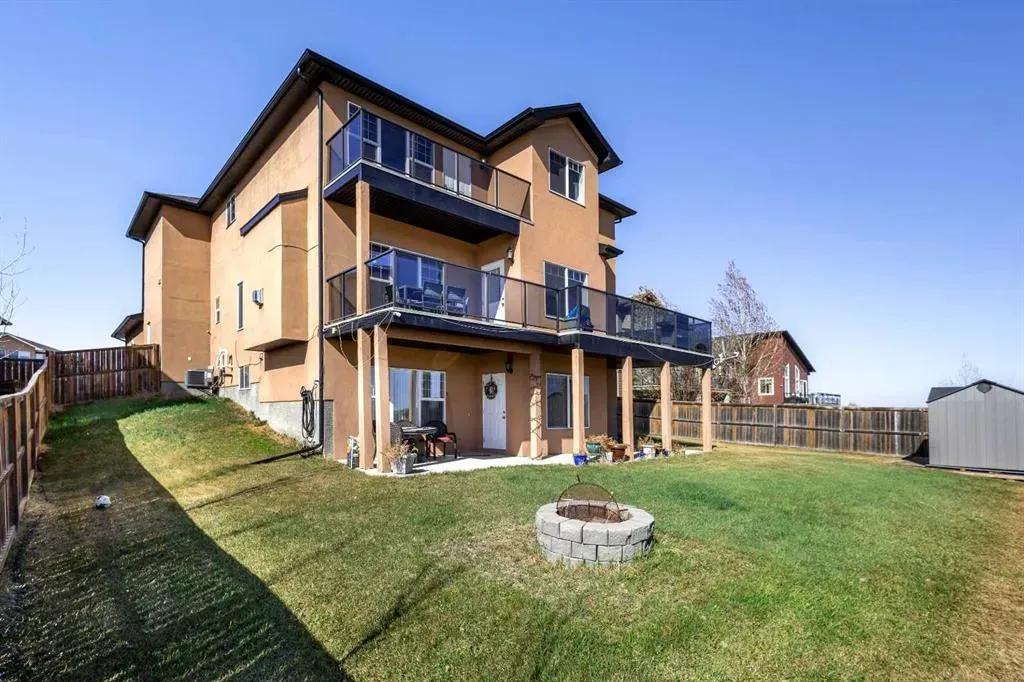 431 Railway Place SE