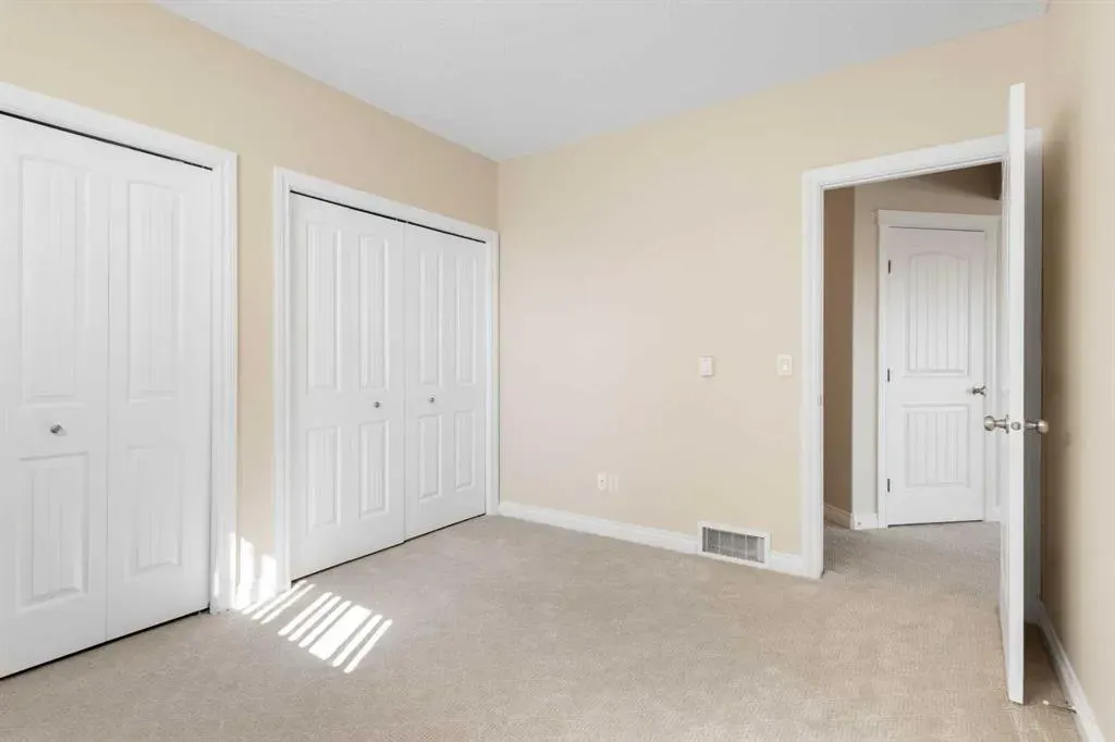 431 Railway Place SE