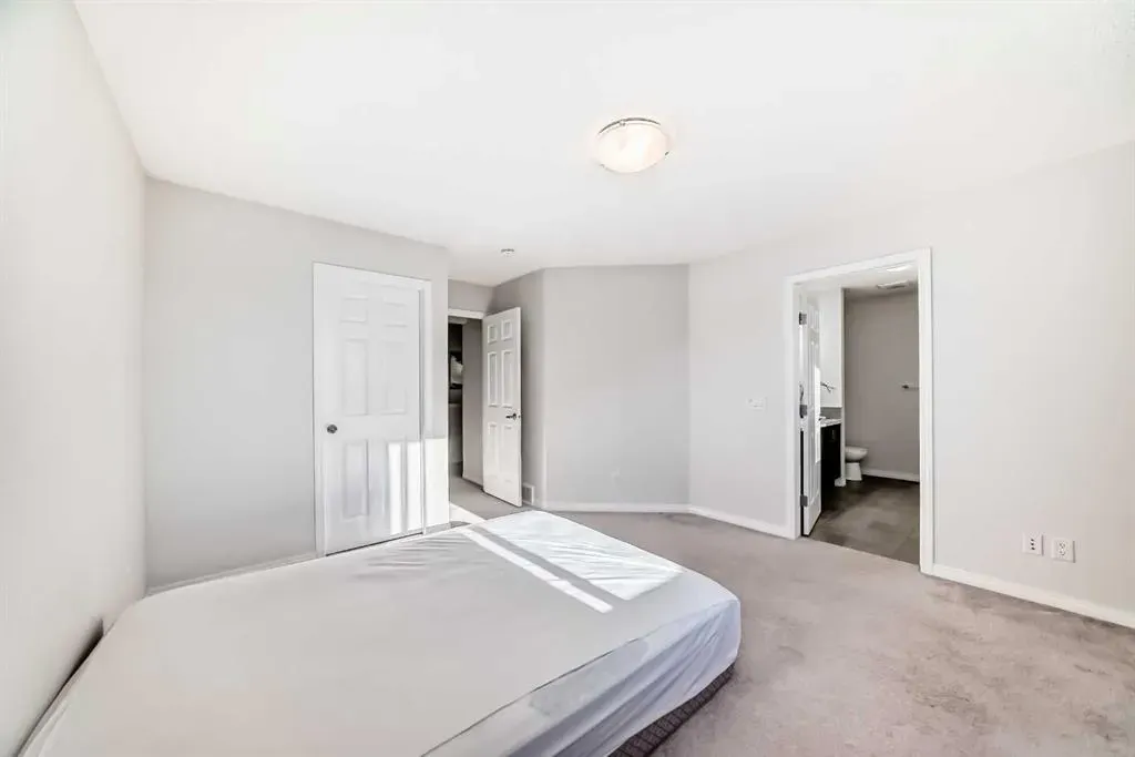 114 Walgrove Green SE