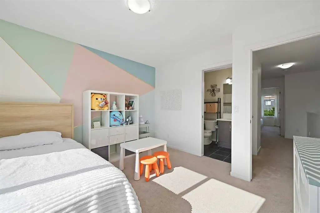 114 Legacy Boulevard SE