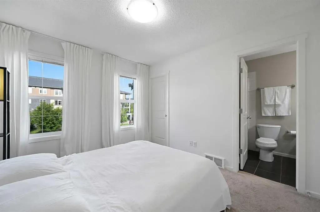 114 Legacy Boulevard SE
