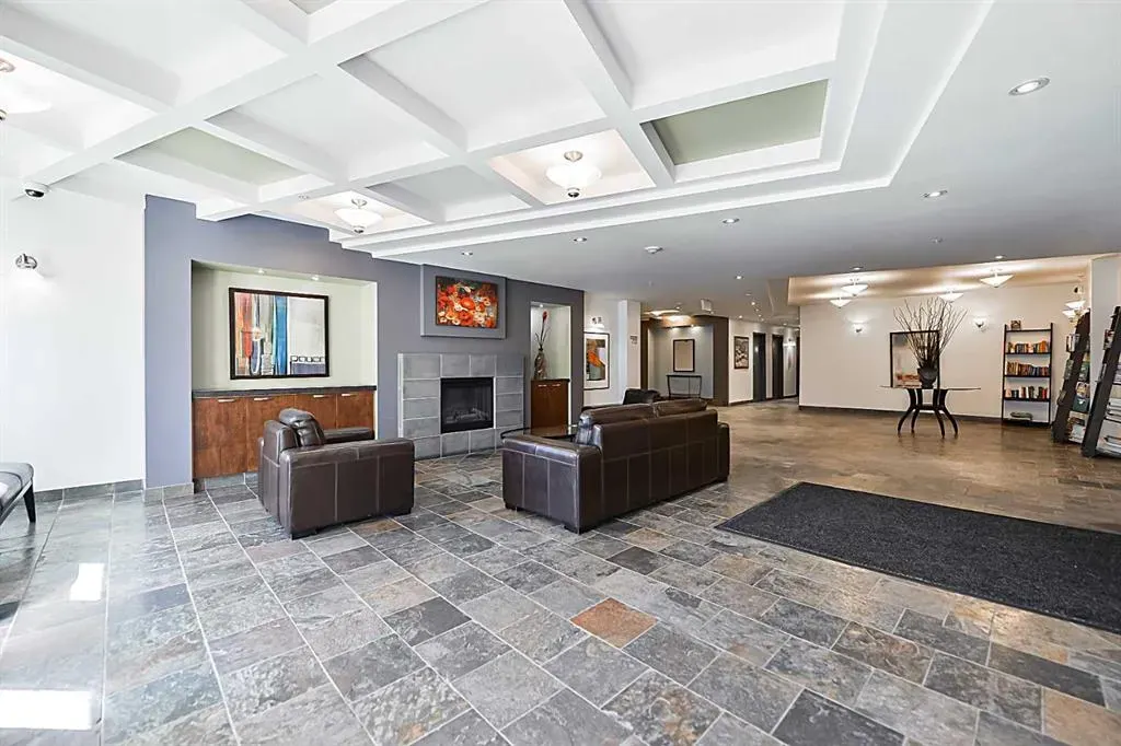 5605 Henwood Street SW, #4416