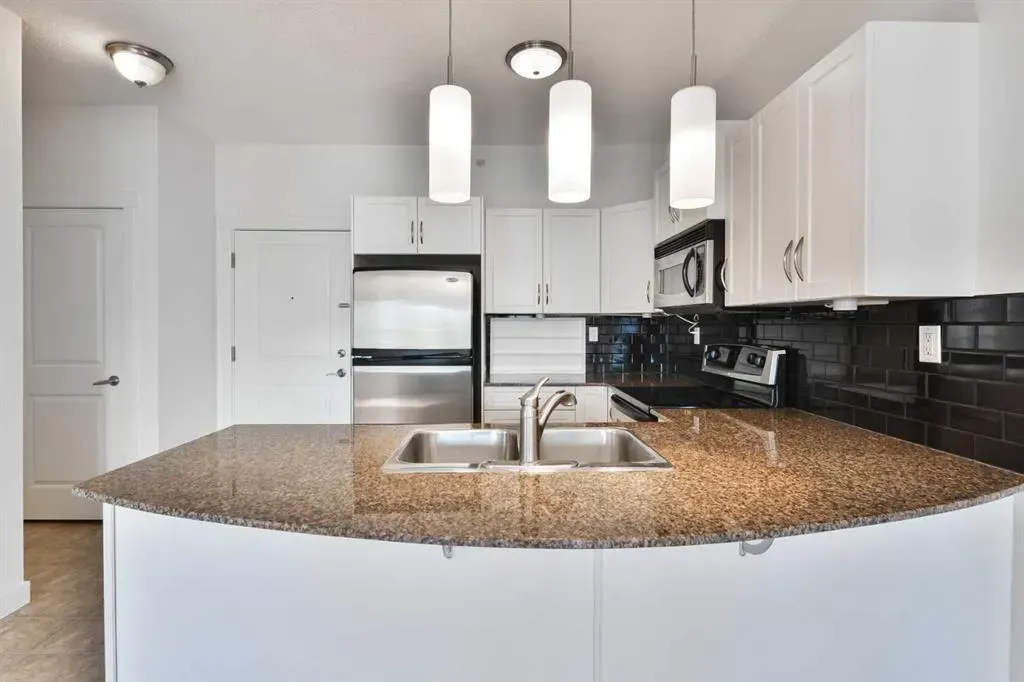 5605 Henwood Street SW, #4416