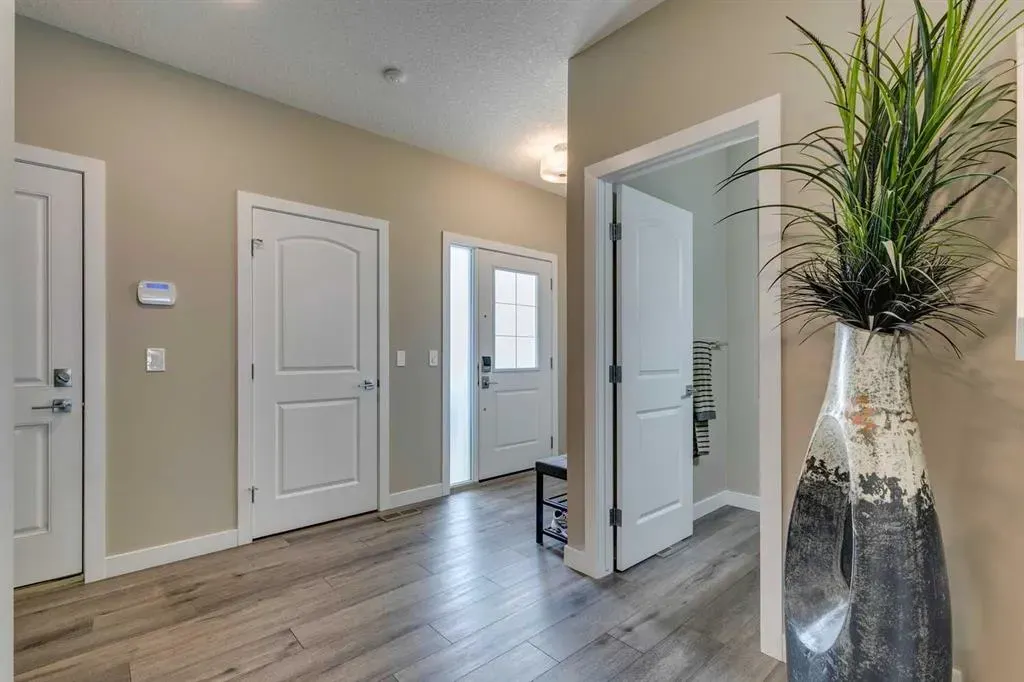 153 Walgrove Terrace SE