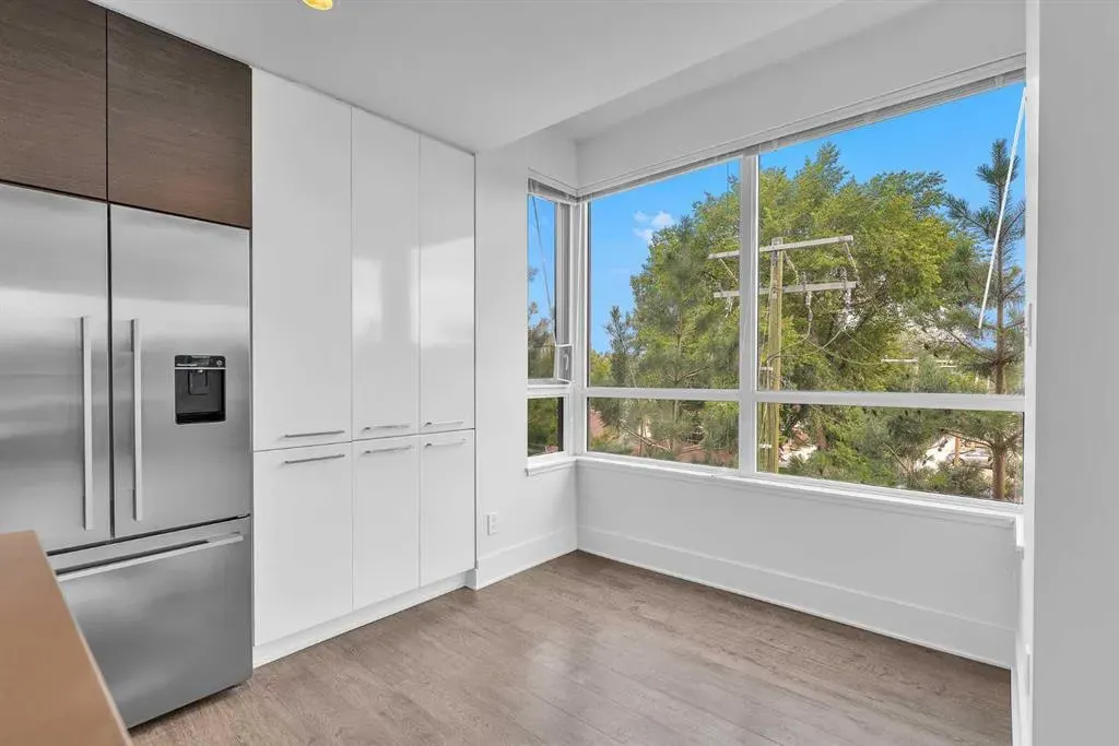 38 9 Street NE, #304