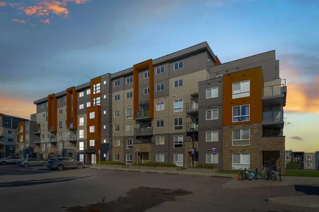 10 Kincora Glen Park NW, #312