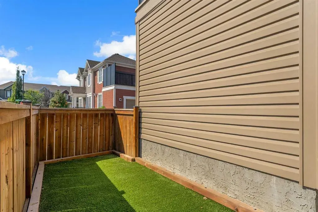 100 Windford Rise SW