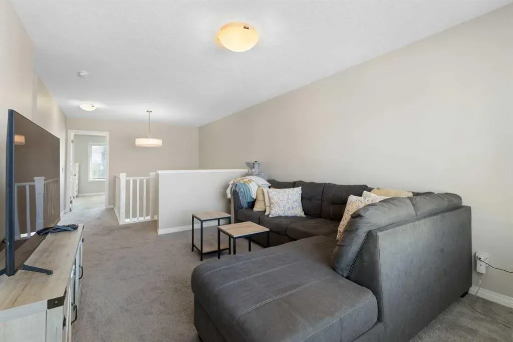 1708 Montgomery Gate SE