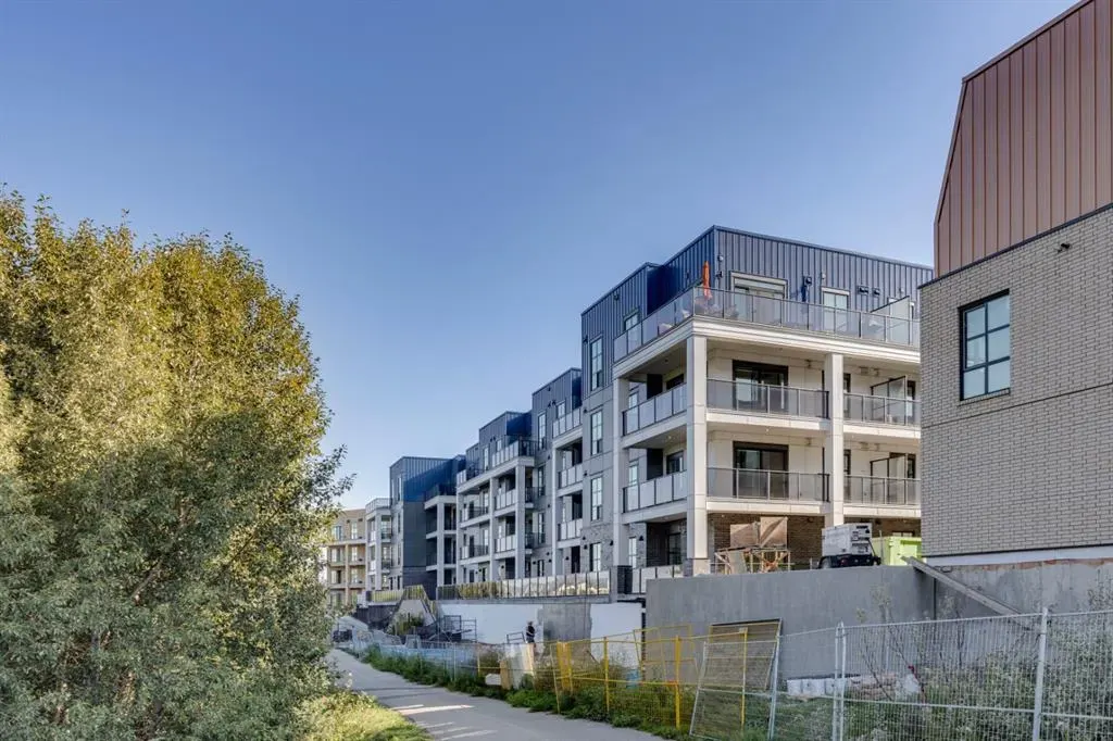 4270 Norford Avenue NW, #1110