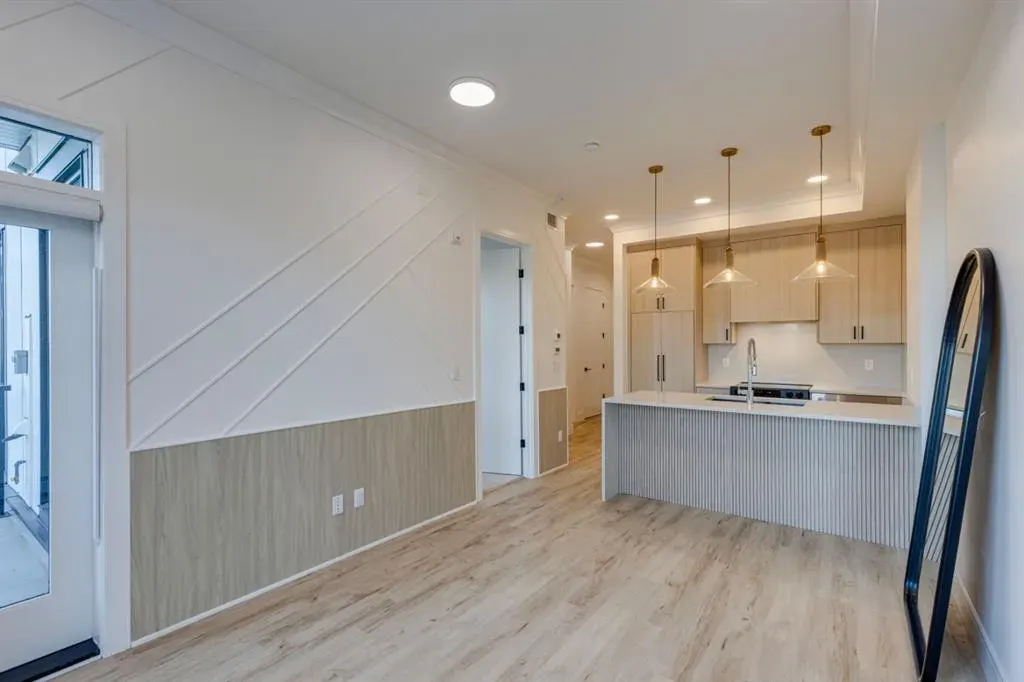 4270 Norford Avenue NW, #1110
