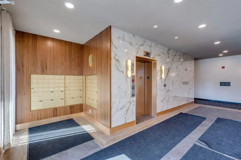 4270 Norford Avenue NW, #1110