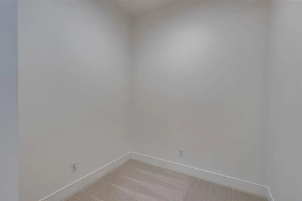 4270 Norford Avenue NW, #1110