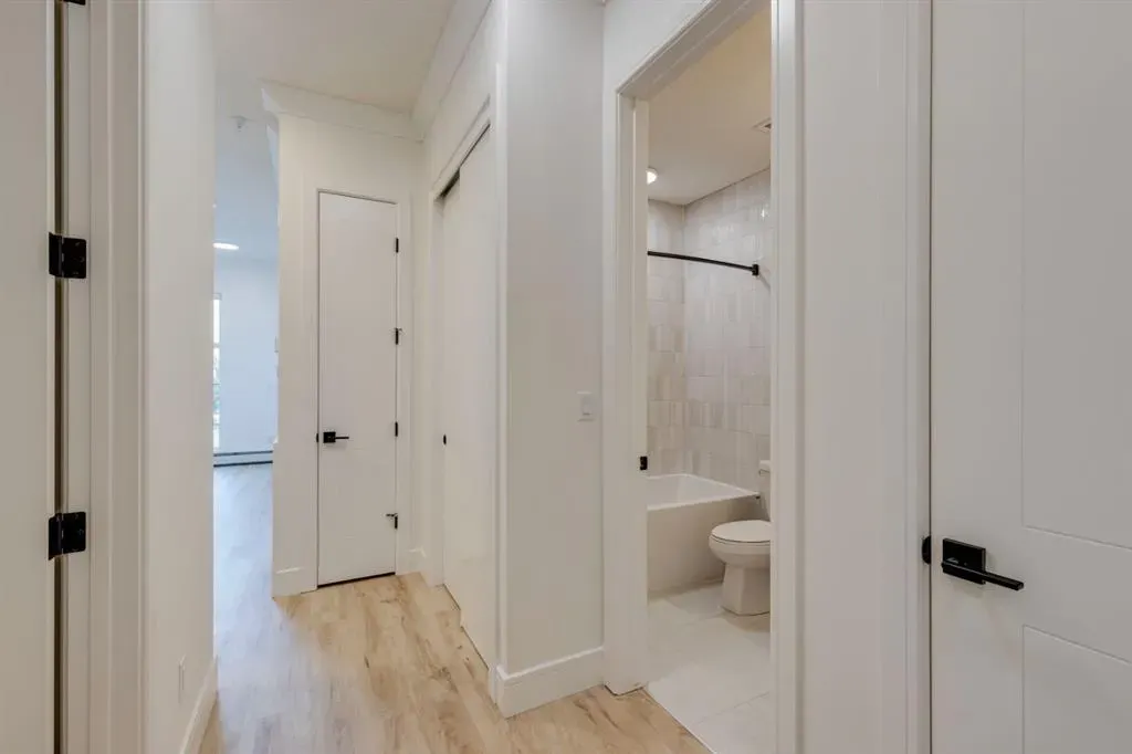 4270 Norford Avenue NW, #1110