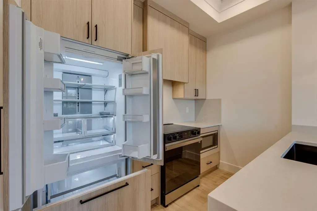 4270 Norford Avenue NW, #1110