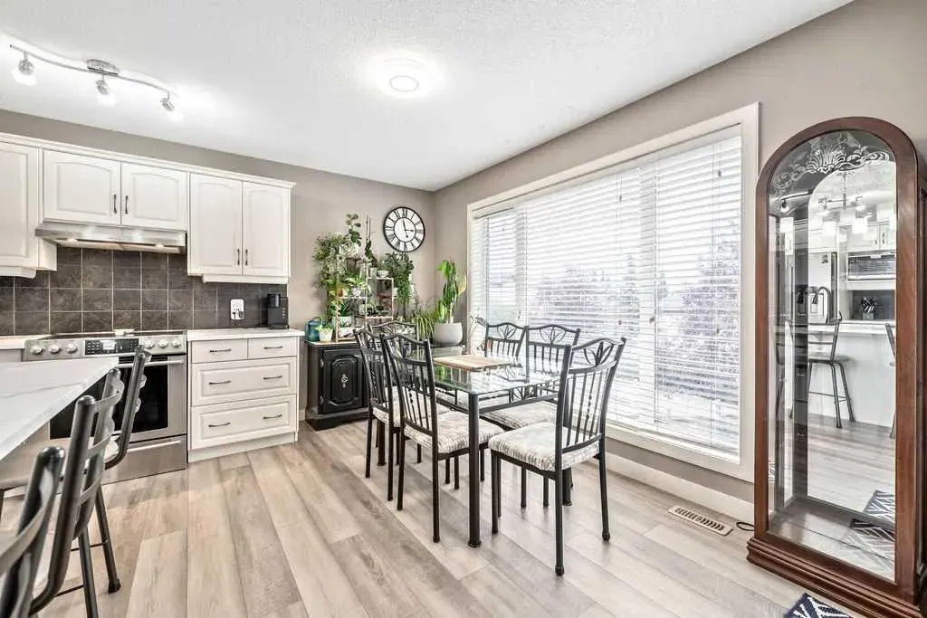 20 Sherwood Rise NW